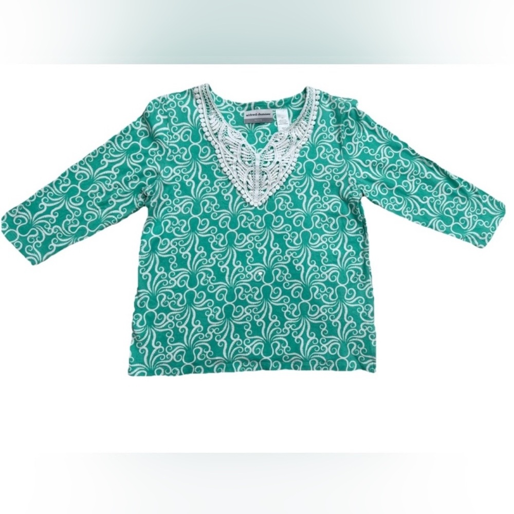 Alfred Dunner Green and White Long Sleeve Tee octopus pattern petite small